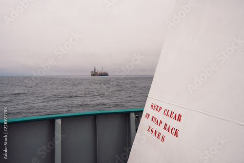 Fotografija mooring safety onboard ship or vessel