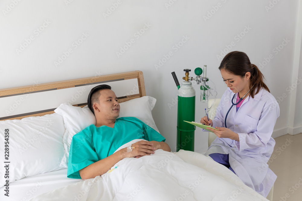 Fototapeta premium patient in men sleeping for saline