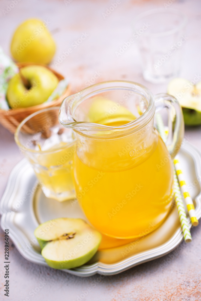 Fototapeta premium apple juice in jug