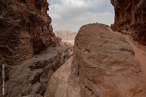 Felsenlandschaft in der Unesco-Weltkulturerbestadt Petra, Jordanien