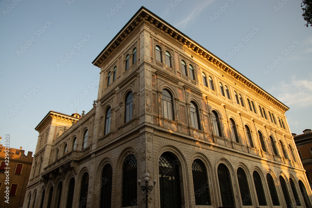 The construction of the sumptuous palace for the new headquarters of the Cassa di Risparmio di Bologna was completed in 1876 on a project by the architect Giuseppe Mengoni. Palace della Cassa di Rispa