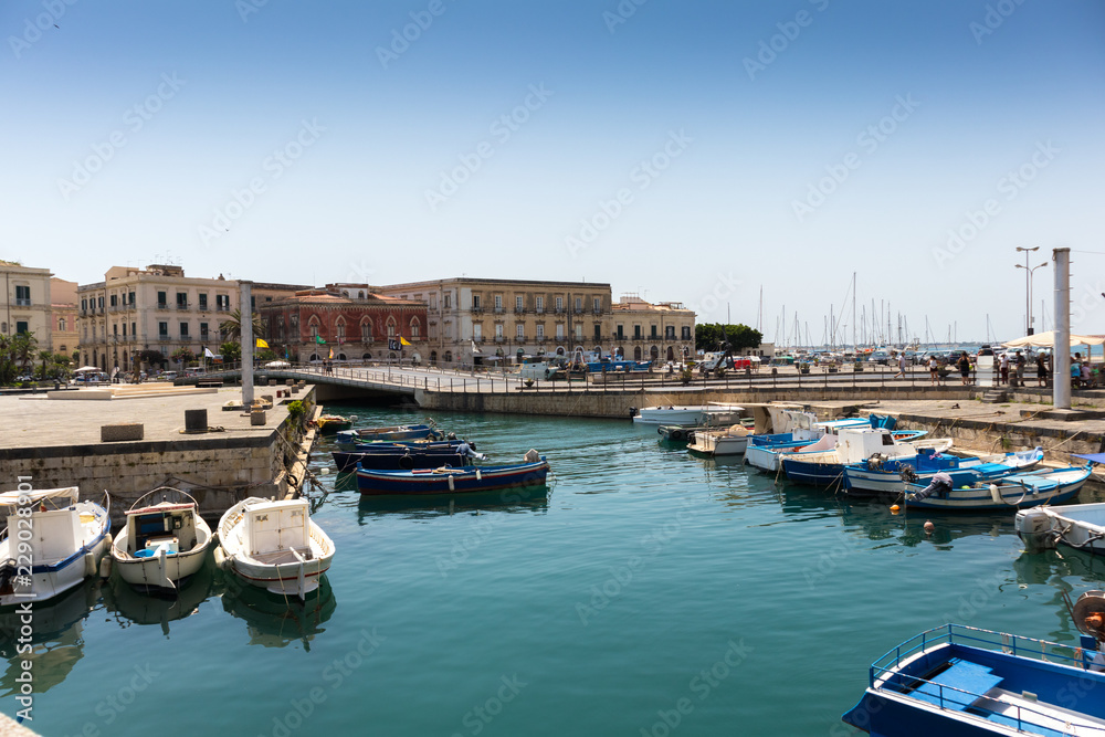 port in syracuse in italy