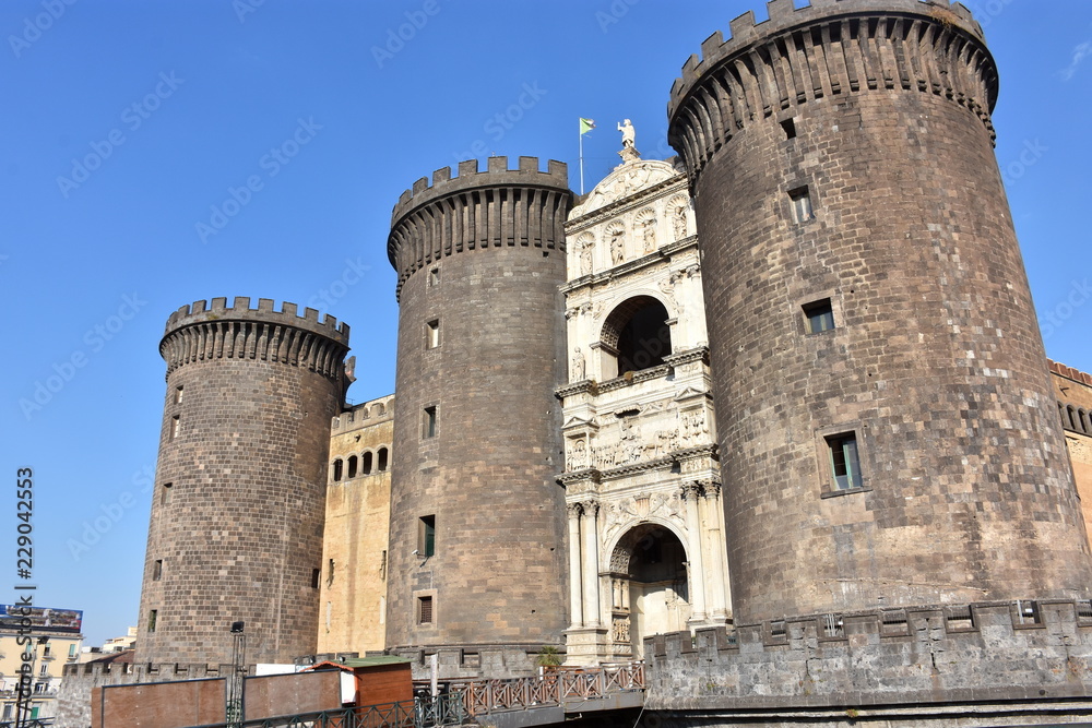 Castel Nuovo à Naples (Italie)