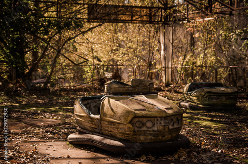 Sperrzone von Tschernobyl - Ukraine Prypjat Autodrom - Atomkatastrophe  photo