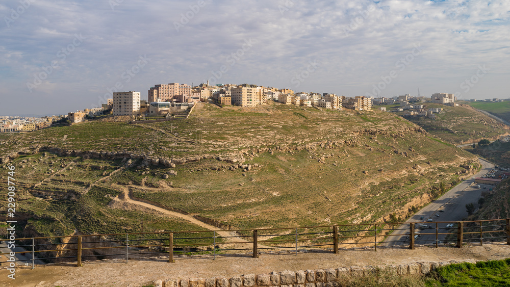 Kerak Jordanien, Stad auf dem Hügel 