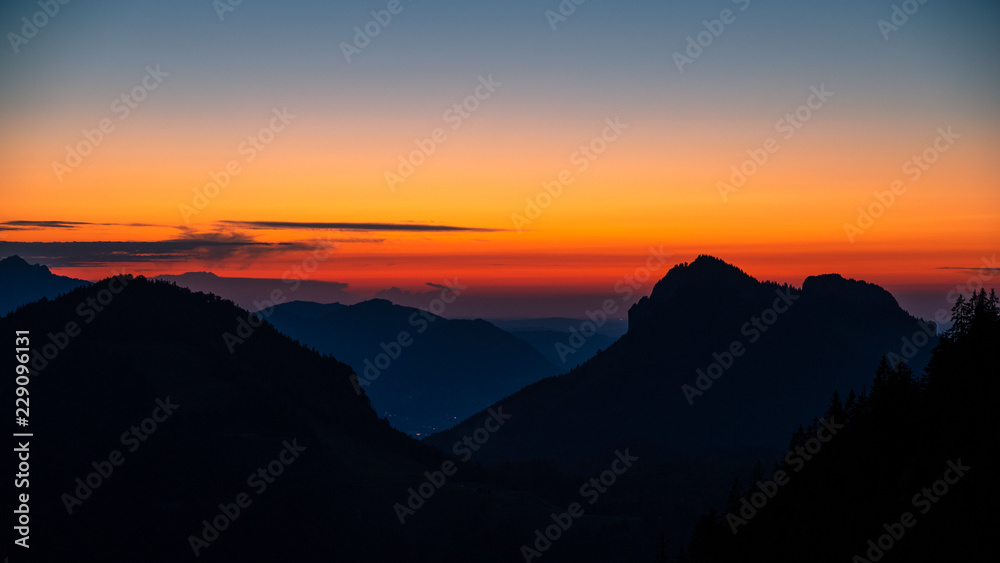Sonnenuntergang in den Alpen, Tirol Unterland Ferienregion Kufsteinerland