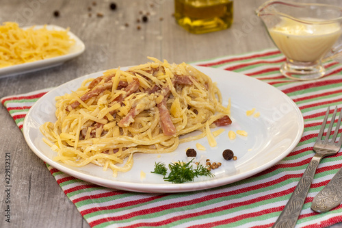 Carbonara pasta in a white plate