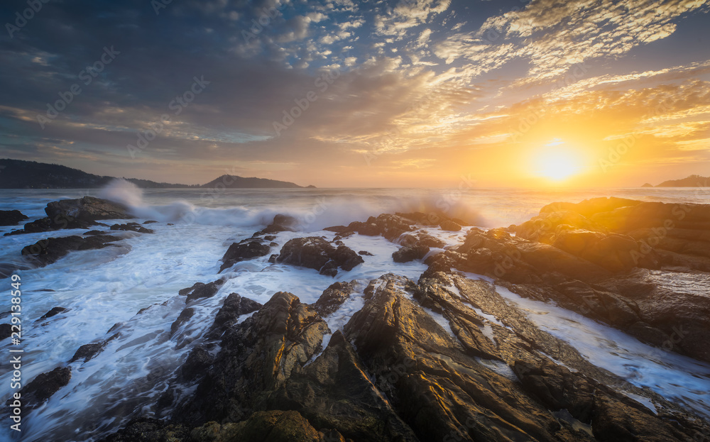 Obraz premium Phuket beach in Thailand.