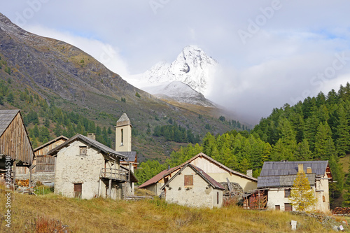 Hameau de Valpréveyre