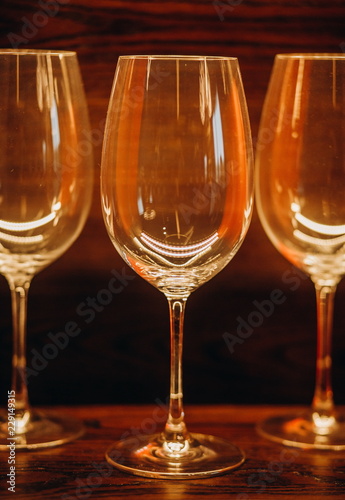 glitter wine glasses champagne celebration reflection decor