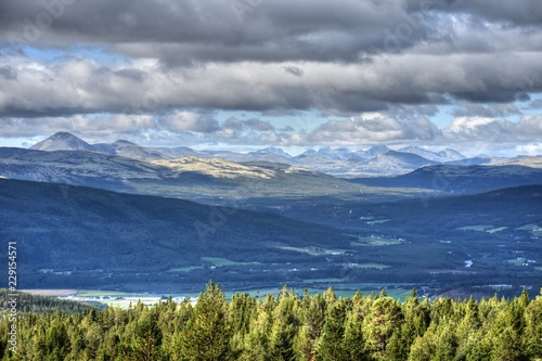 Norwegen, Tron, Sender, Berg, Gipfel, Straße, Schotterstraße, Maut, Mautstraße, Islandmoos, Tronfjell, Alvdal, Fluss, Glåma, Hedmark, Tal, Østerdalen, Tynset, Vestfjell photo