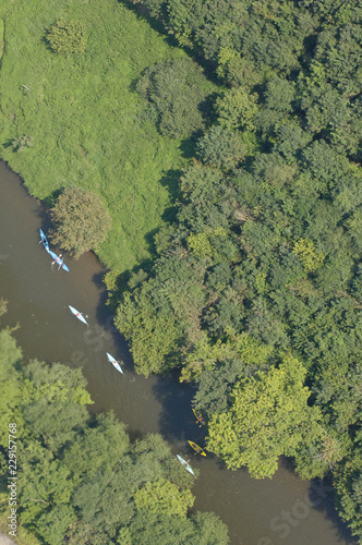 aerien eau riviere loisir kayak vert bois