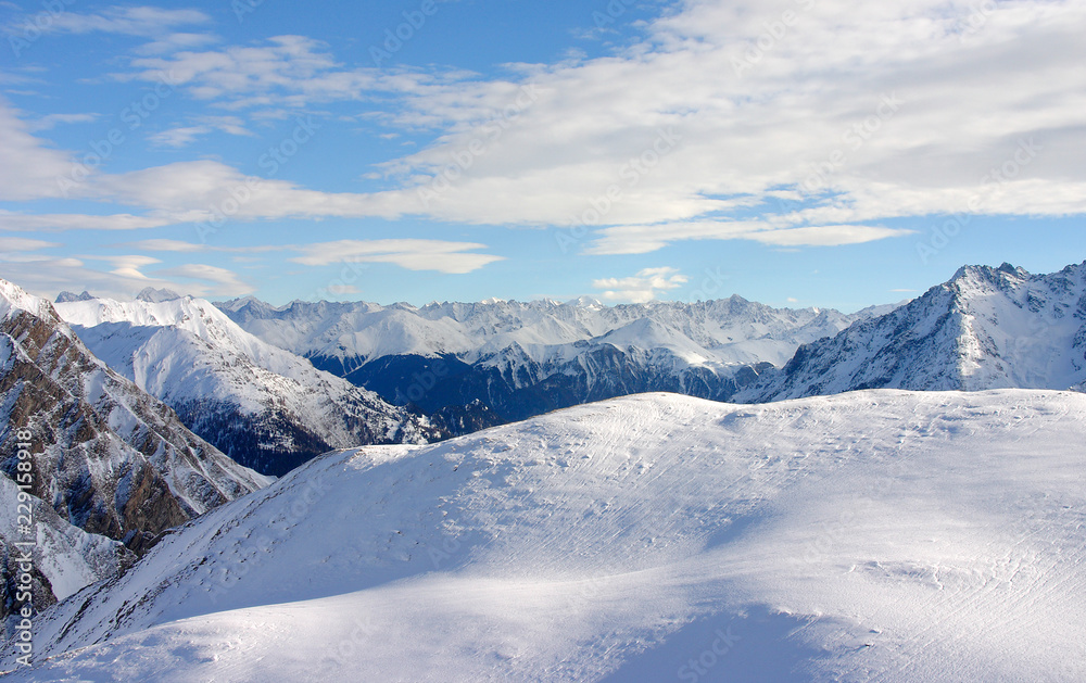 schneebedeckte Berge schneebedeckte Berge