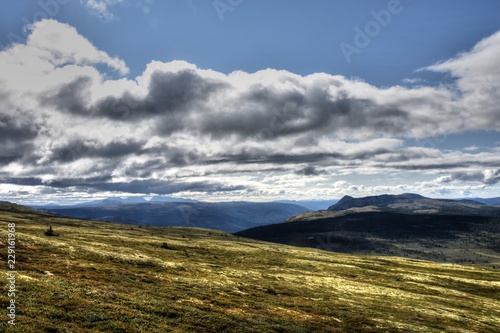 Norwegen, Tron, Sender, Berg, Gipfel, Straße, Schotterstraße, Maut, Mautstraße, Islandmoos, Tronfjell, Alvdal, Fluss, Glåma, Hedmark, Tal, Østerdalen, Tynset, Vestfjell photo