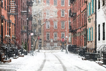 Fototapete New York Verschneite Gay Street in Greenwich Village  © deberarr