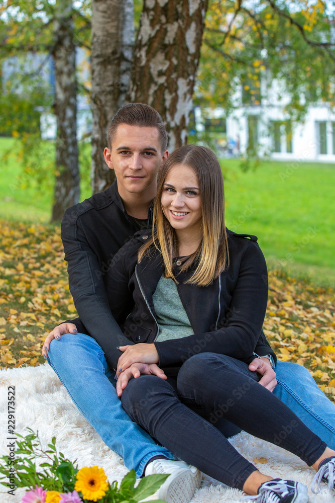 Funny couple laughing with a white perfect smile Funny couple laughing with a white perfect smile