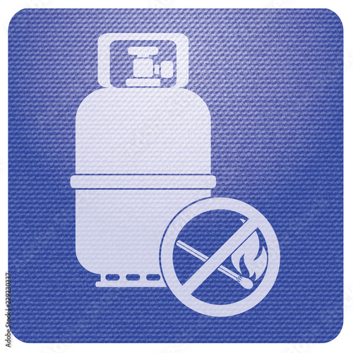 Camping gas bottle icon