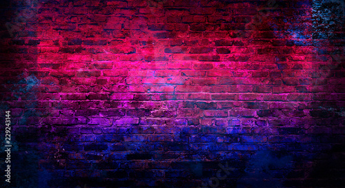Empty background of old bri...