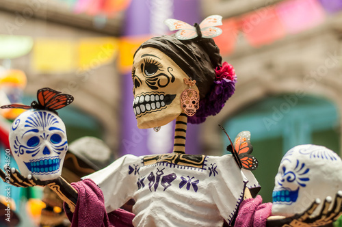 Canvastavla catrinas sonriente tradicional de las ofrendas mexicanas de dia de muertos uno d