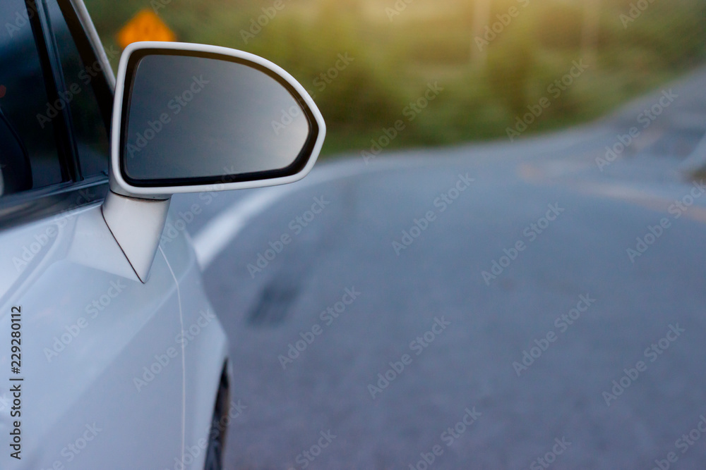 Obraz premium Beside of white car on the road at morning,Traveling in the provinces.