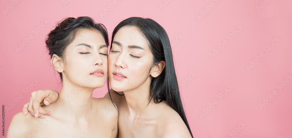 Hot Asian Lesbian