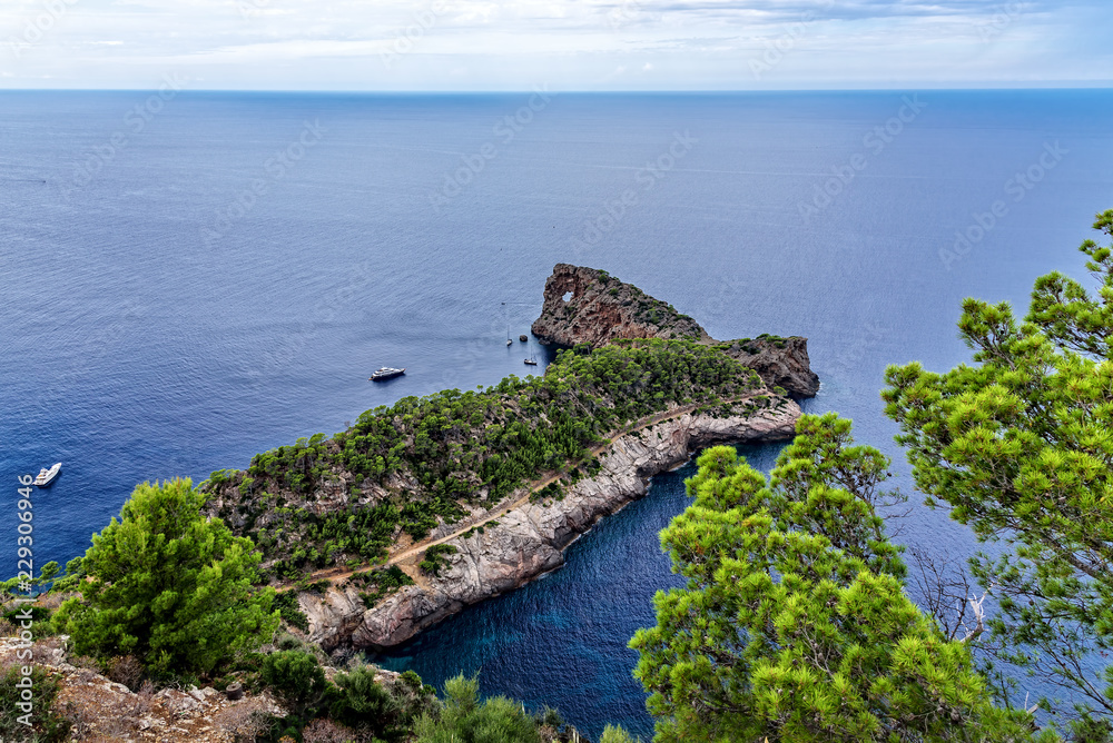 Cala de Sa Costa Brava Halbinsel Mallorca Mittelmeer Boot