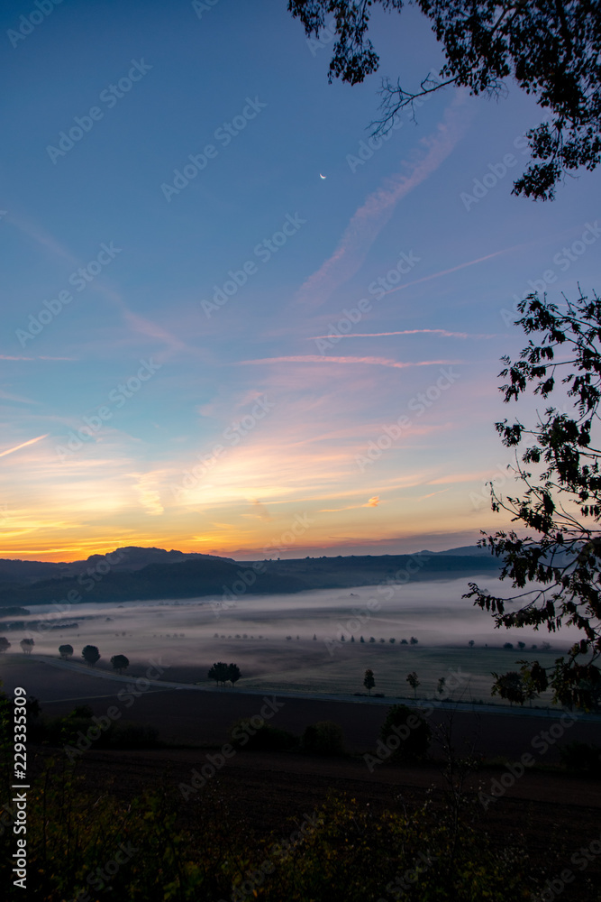 Fototapeta premium Morgens in Brevörde
