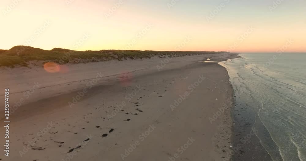 Survol de la Côte Picarde et de la plage de Quend-Plage - Envol des mouettes.