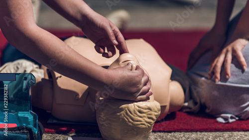 Obraz na płótnie First Aid Training Outdoors