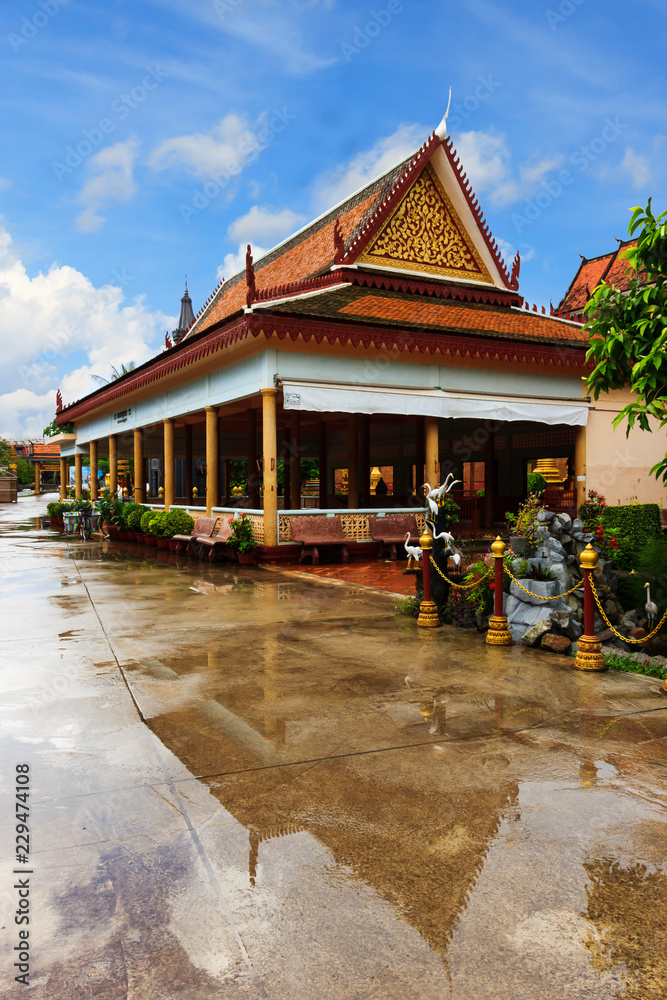 Wat Preah Prohm Roth