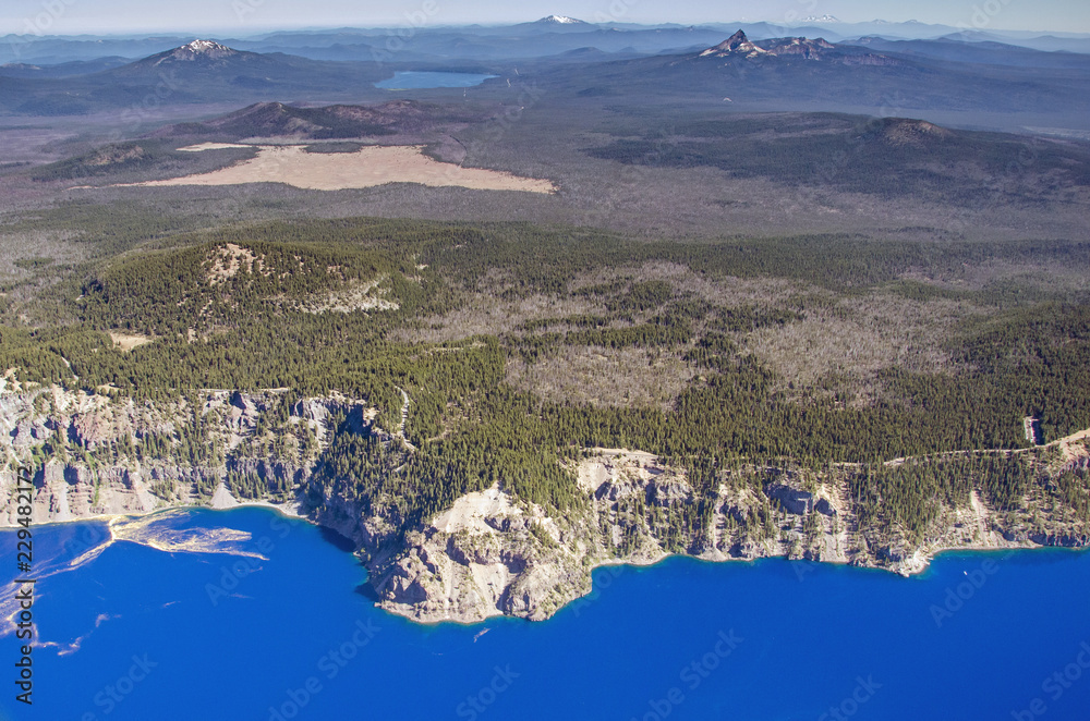 Obraz premium North rim of Crater Lake National Park