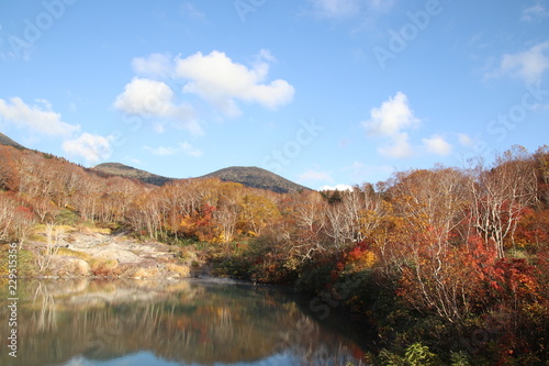 青森 秋の地獄沼