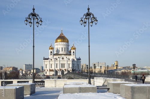 Cathedral of Christ the Saviour and Patriarchal bridge in Moscow, Russia © koromelena