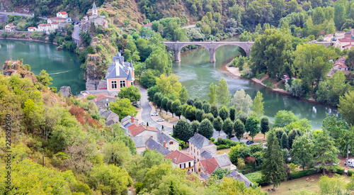 vue générale du village d'Ambiante, Tarn, Occitanie, France