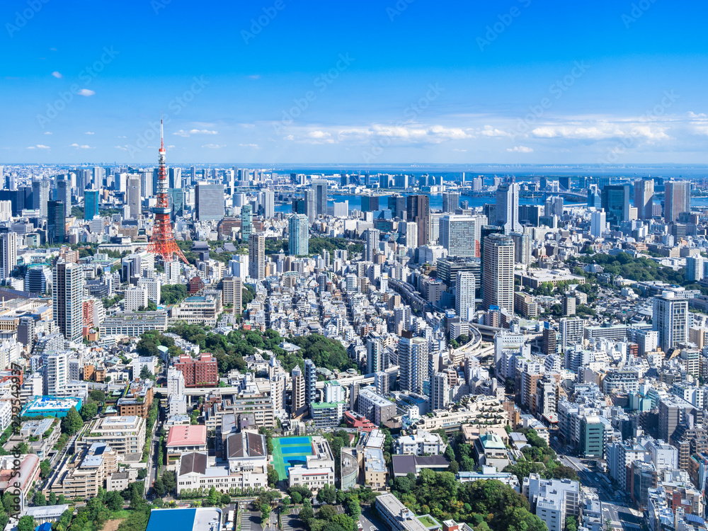 東京　青空と都市風景