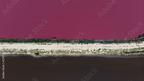 Obraz na płótnie Aerial View of Pink Lake Ponds w salonie