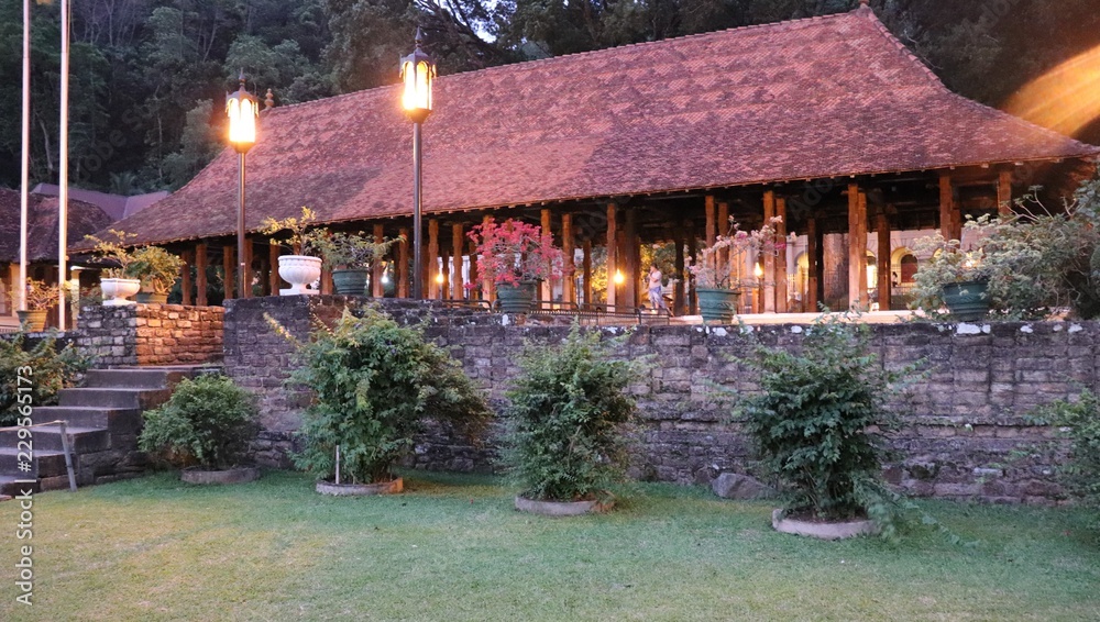 Obraz premium Ancient Building in Kandy