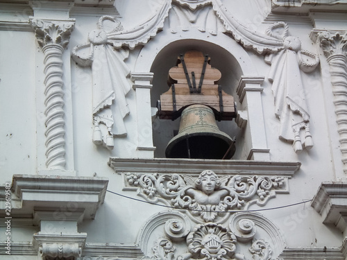 fachada de casa con campanario palacio municipal cantera tlaxcala
