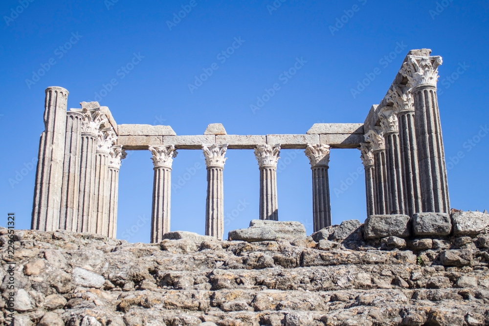 Fototapeta premium Roman Temple of Evora, also referred as Temple of Diana, in evora, portugal