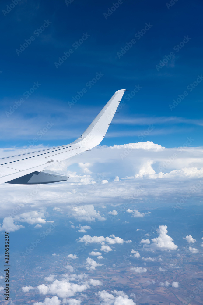 Fototapeta premium Blick aus dem Flugzeug