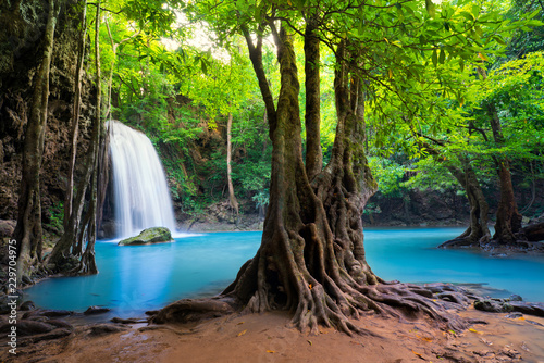 Fototapeta Naklejka Na Ścianę i Meble -  Erawan Waterfall in Thailand is locate in Kanchanaburi Provience. This waterfall is in Erawan national park
