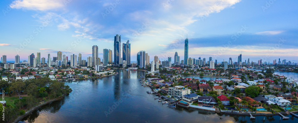 Obraz premium Gold Coast Sunset Panorama - Australia