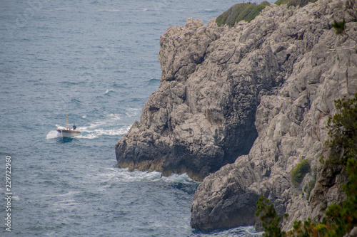 Der Pfad der kleinen Festungen in Anacapri auf der Insel Capri, Italien photo