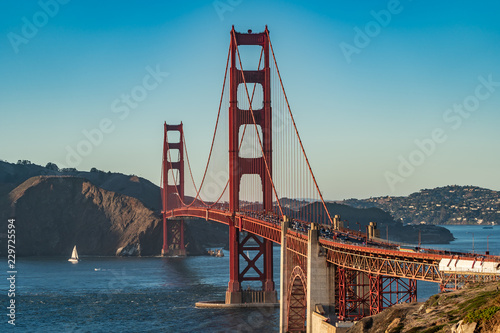 Tapety artystyczne golden gate bridge