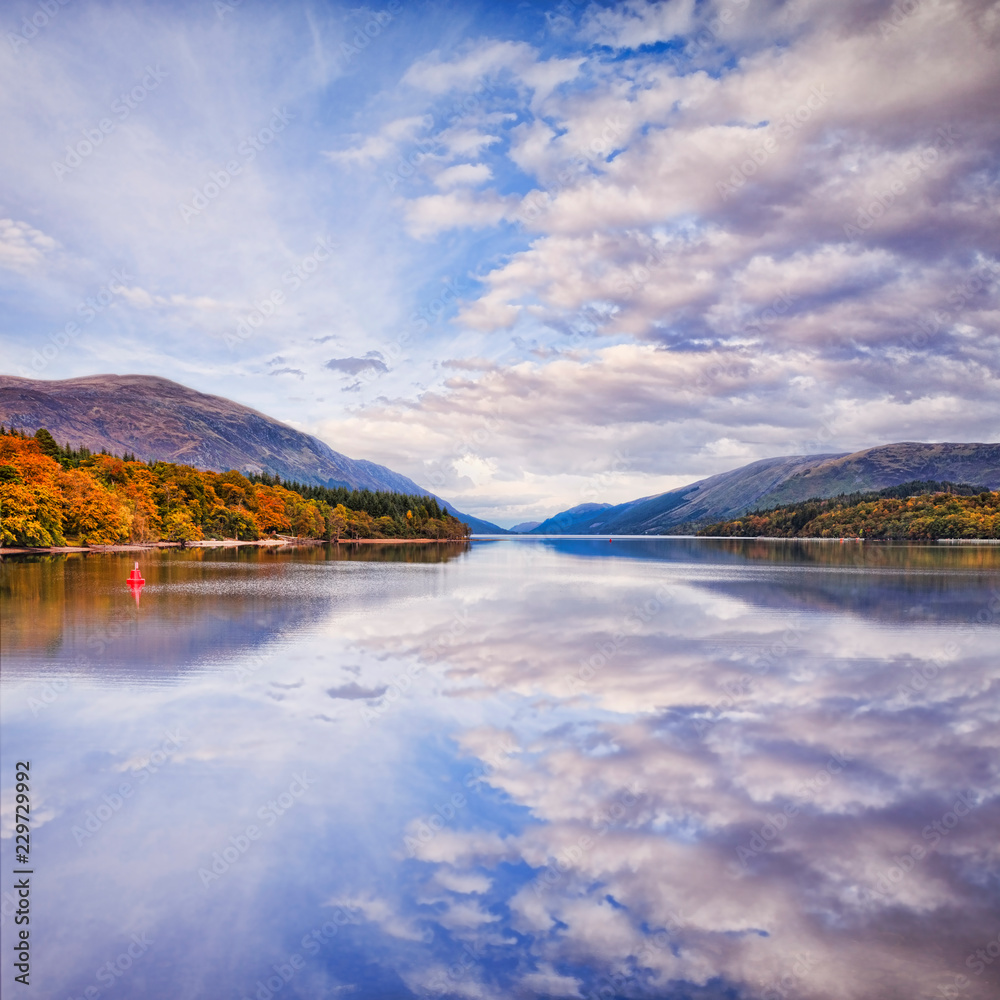 Obraz premium Autumn, Loch Lochy, Highland, Scotland.