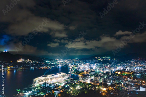 都市風景　長崎市　夜景 © siro46