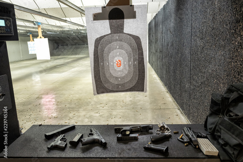 Indoor gun shooting range