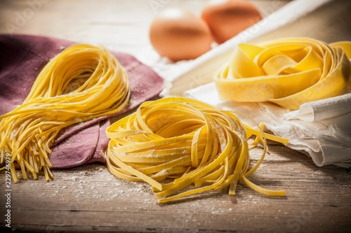 Fresh tagliolini and pappardelle photo