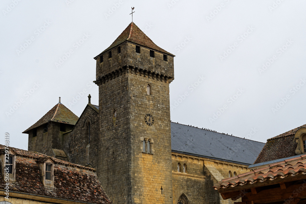 Clocher église fortifiée