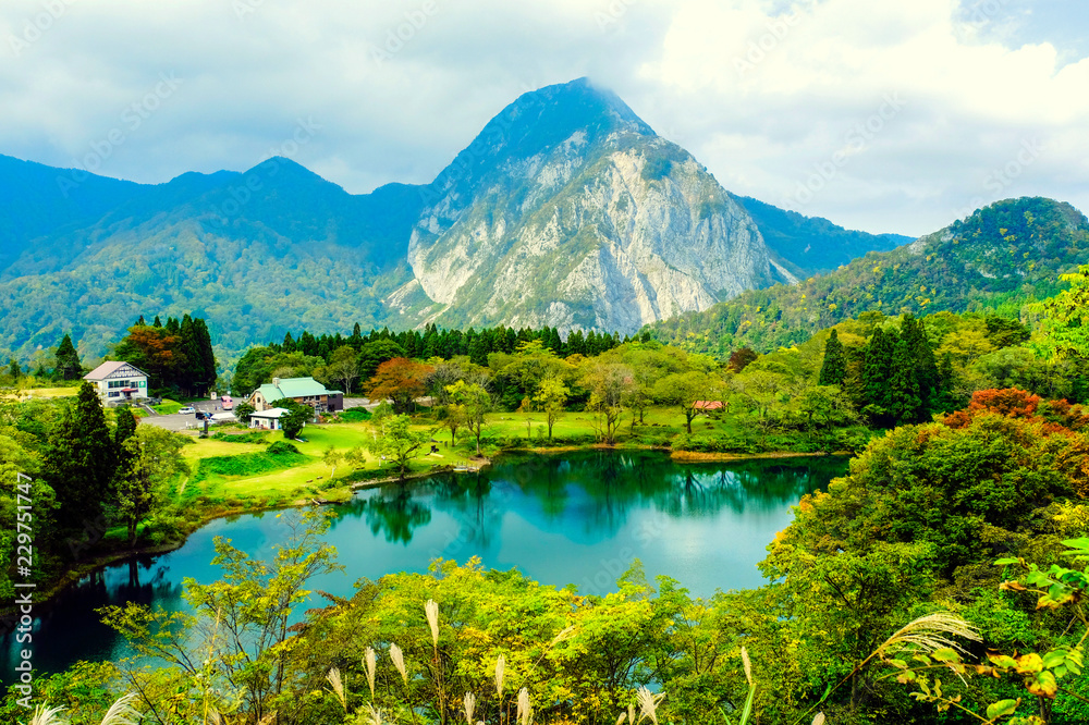 明星山と高浪の池stock Photo Adobe Stock